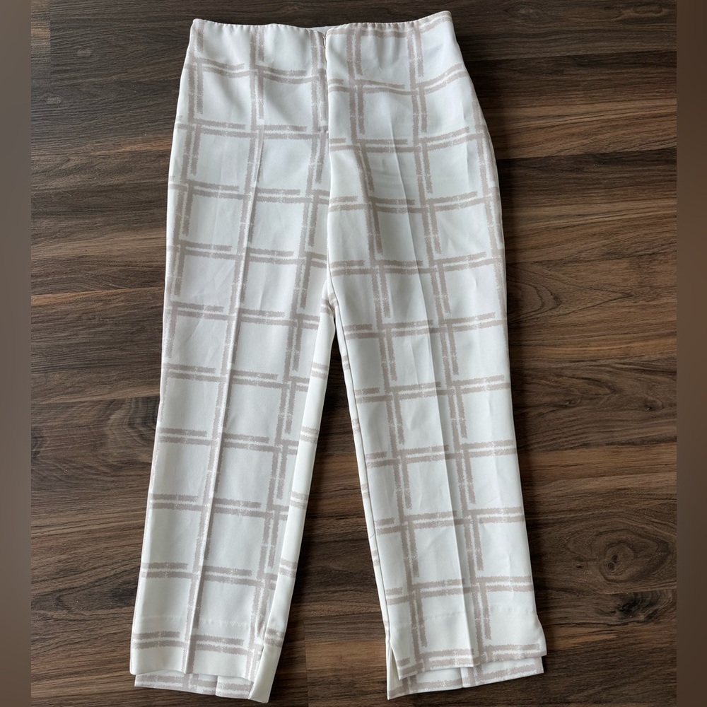 Jennifer Tattanelli Casini White Plaid Ankle Trousers - Neutral Check Print